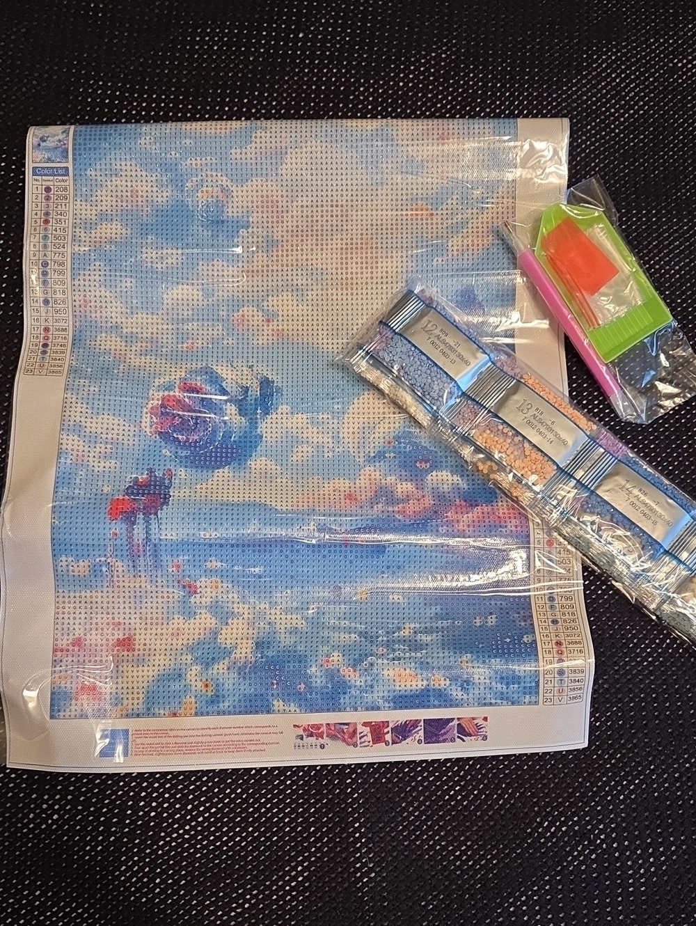 Diamond Painting Kit - Blue Pastel Clouds & Rose, NIP